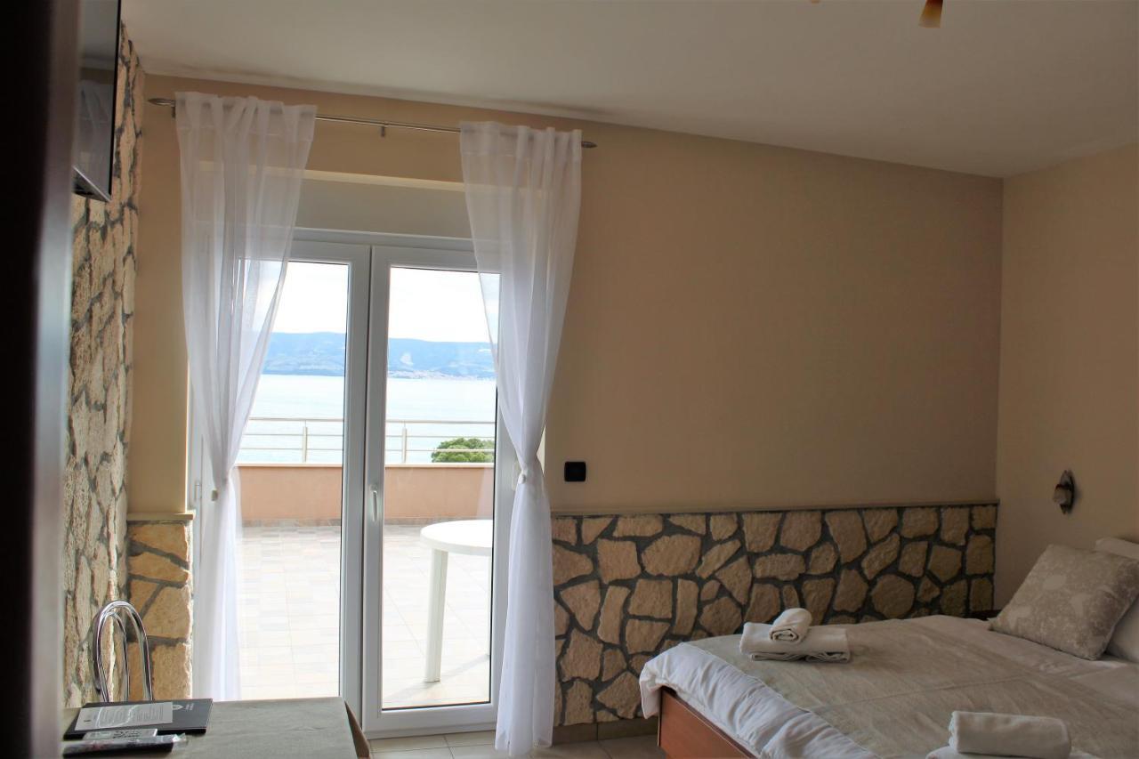 Dalmacija Bed and Breakfast Omiš Eksteriør billede
